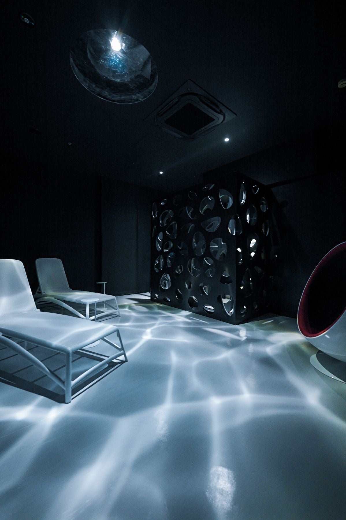 マルハン仙台苦竹店 休憩室「REVERSE AREA」2